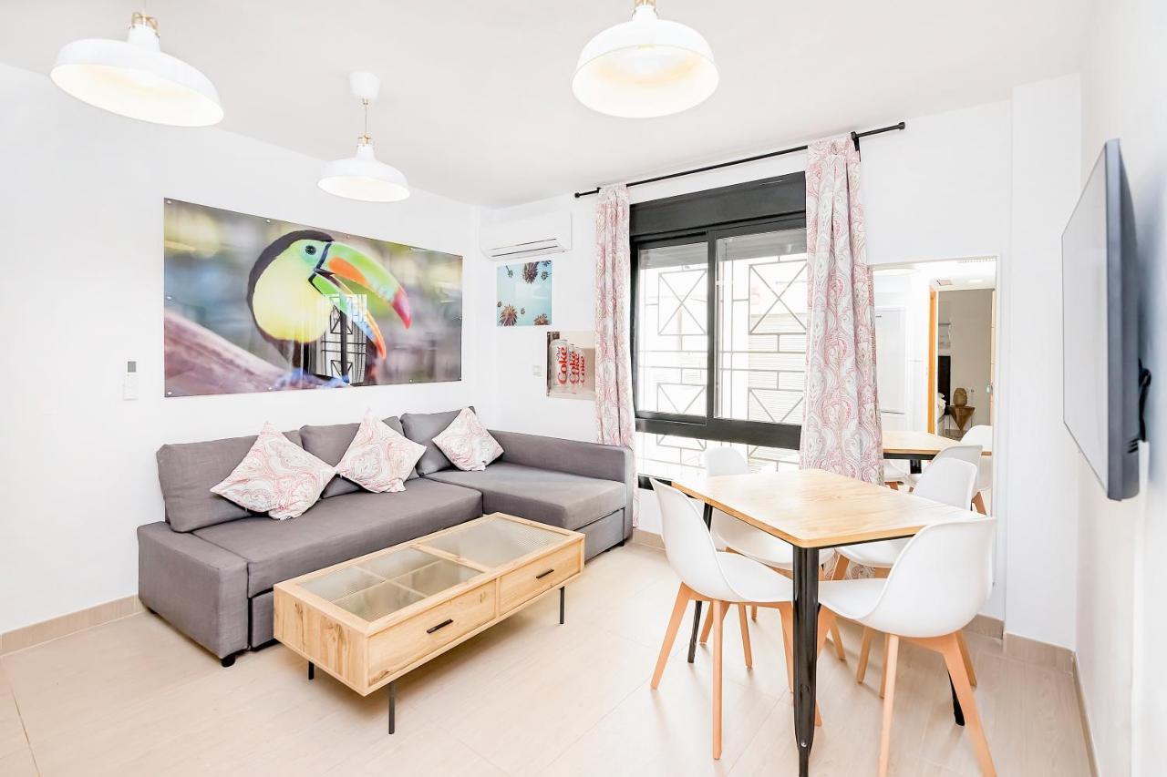 Апартаменты Maba/Private Backyard/Walk To Downtown/Large Smart Tv Малага Экстерьер фото