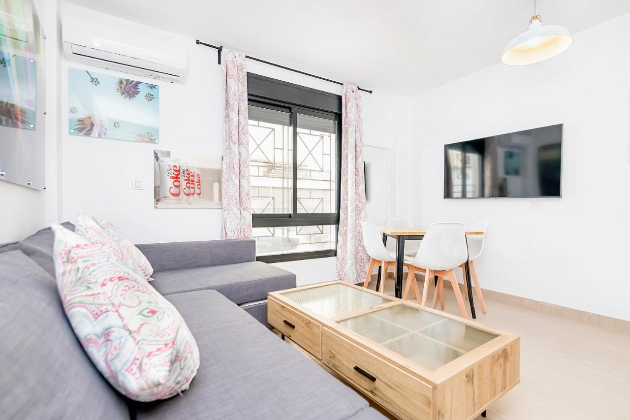 Апартаменты Maba/Private Backyard/Walk To Downtown/Large Smart Tv Малага Экстерьер фото